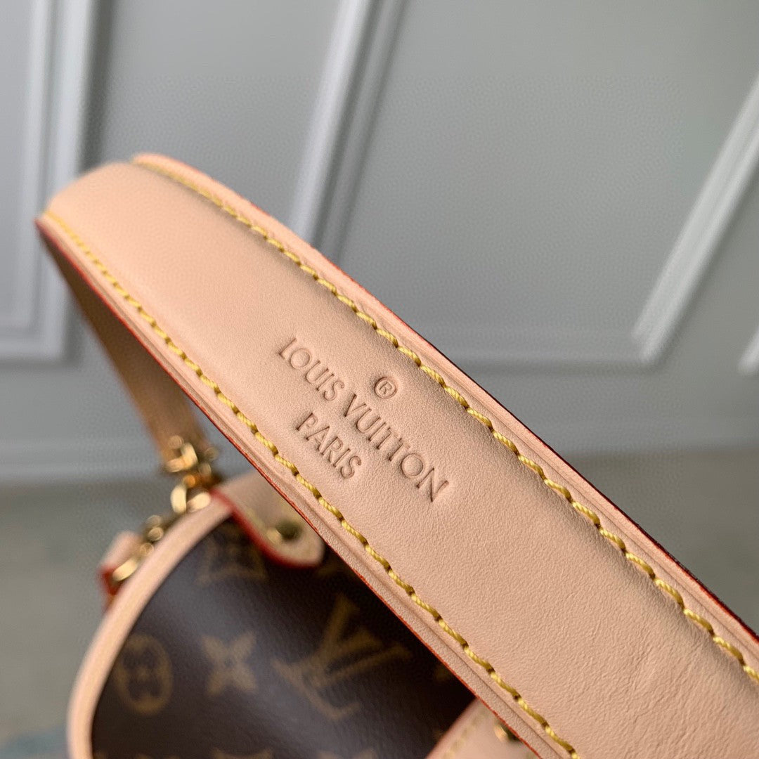 Lo Vu bb series, saddle bag, double shoulder straps